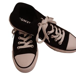 Converse Women's Black and White Low-Top Canvas Sneakers Size 7.5